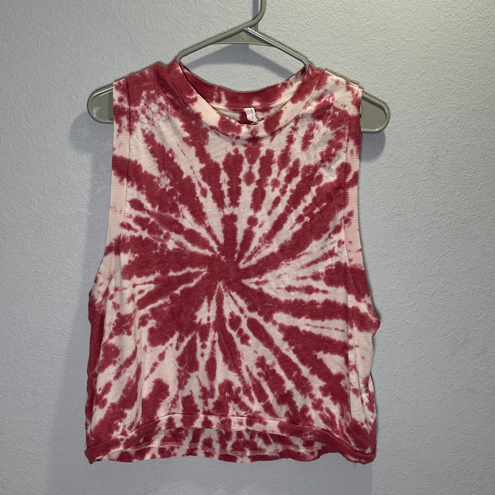 Free People Movement Love Tie Dye Tank Top Muscle Tee Crop size Medium